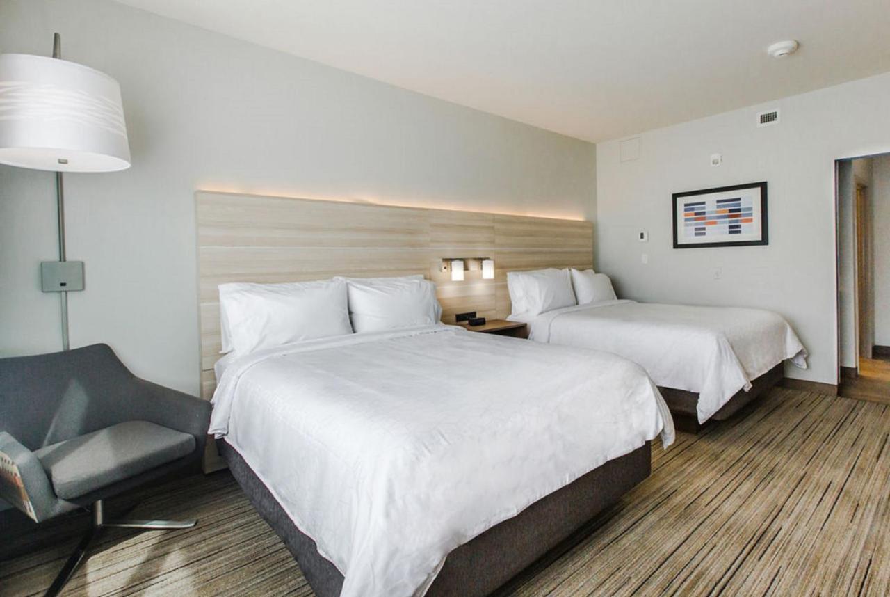 Holiday Inn Express & Suites Edmonton N - St Albert By Ihg Saint Albert Kültér fotó